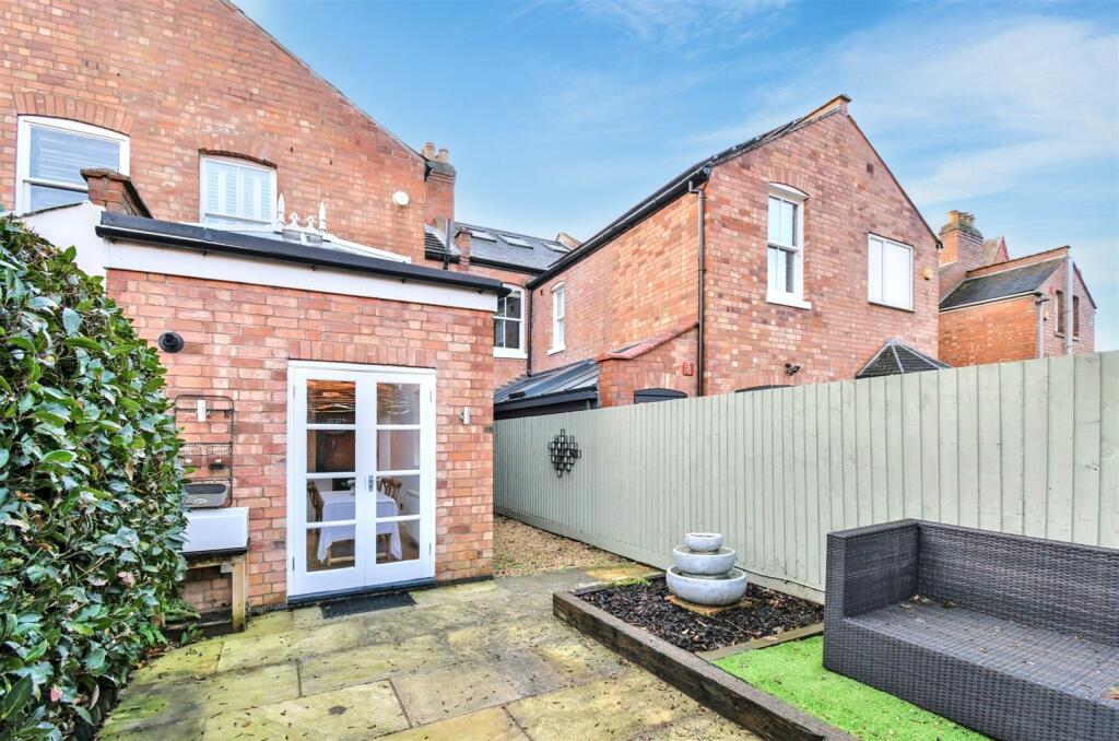 Additional property image - Hyde Place, Leamington Spa