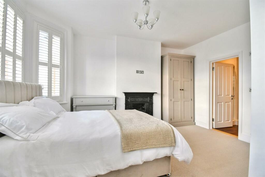 Additional property image - Hyde Place, Leamington Spa