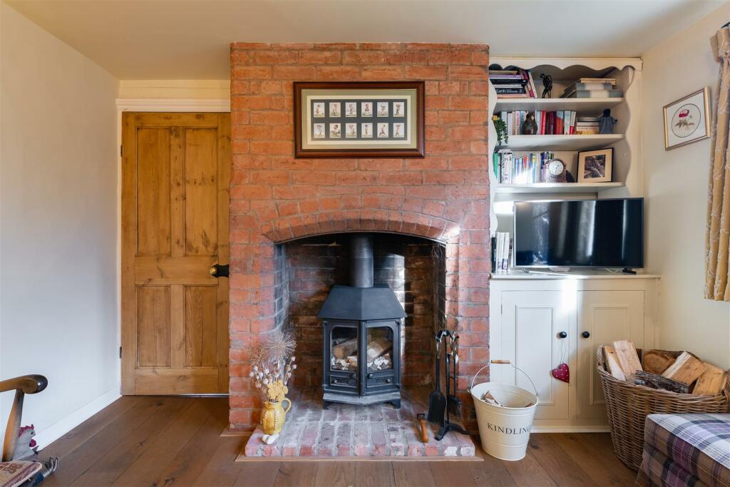 Additional property image - Ashorne, Warwick