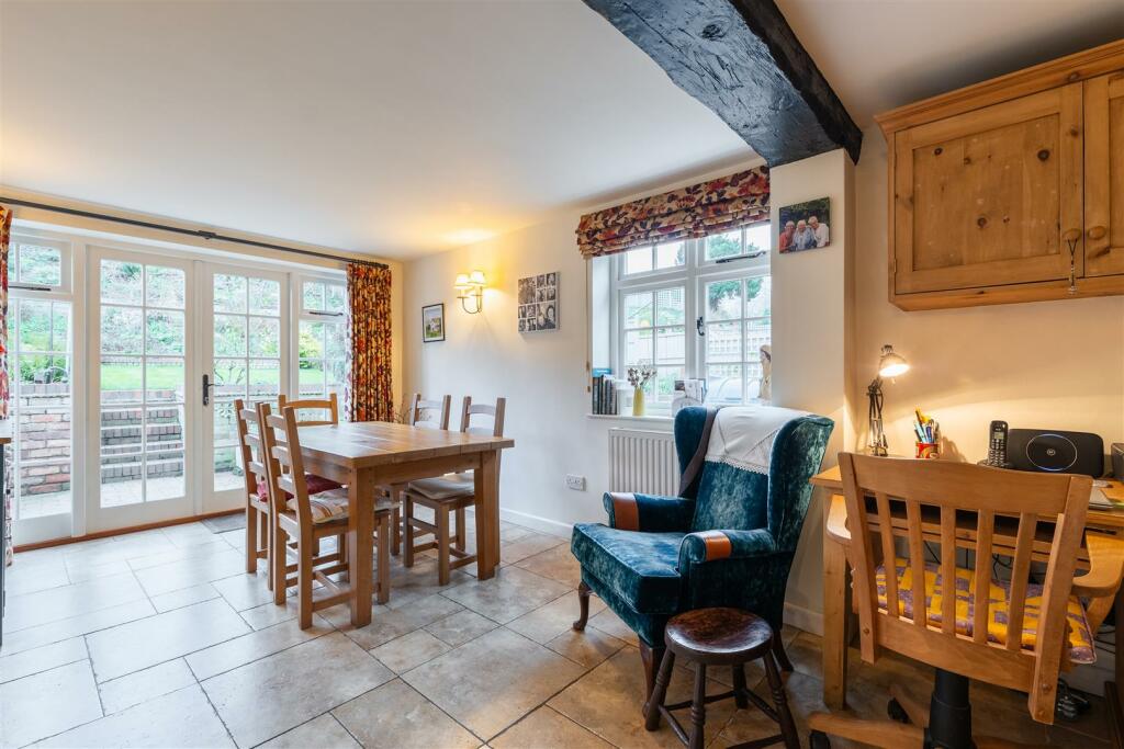 Additional property image - Ashorne, Warwick