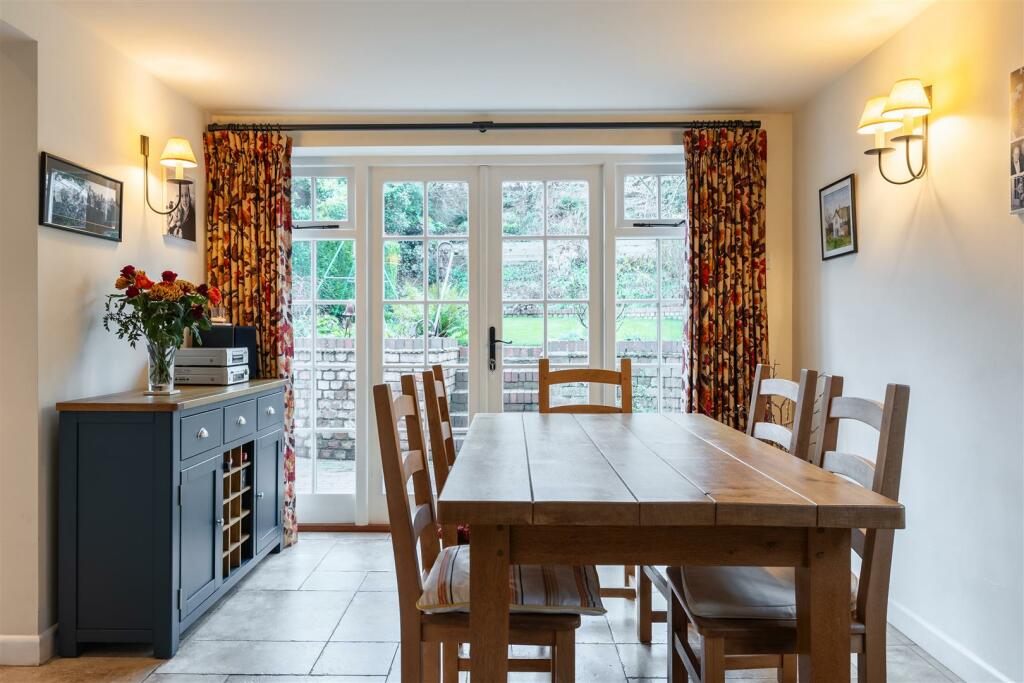 Additional property image - Ashorne, Warwick