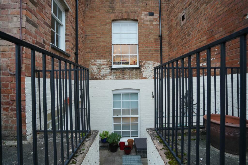 Additional property image - Leam Terrace, Leamington Spa
