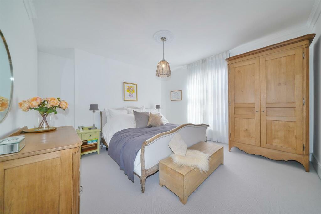 Additional property image - Leam Terrace, Leamington Spa