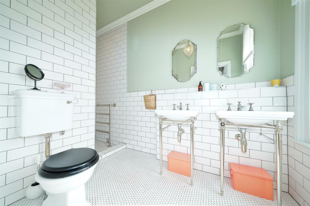 Additional property image - Leam Terrace, Leamington Spa