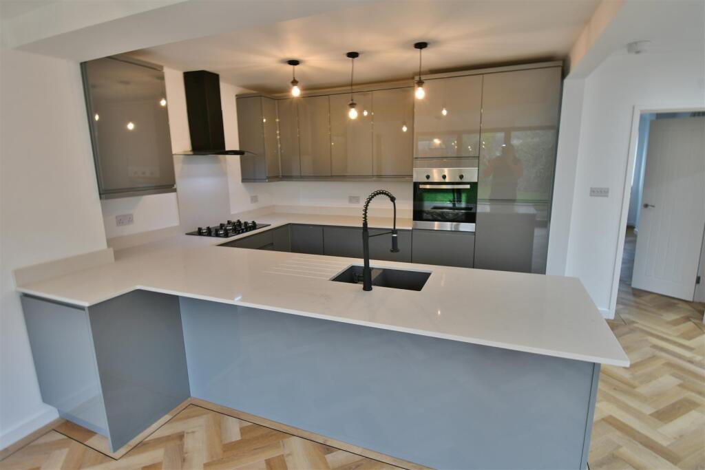 Additional property image - St. Nicholas Road, Radford Semele, Leamington Spa