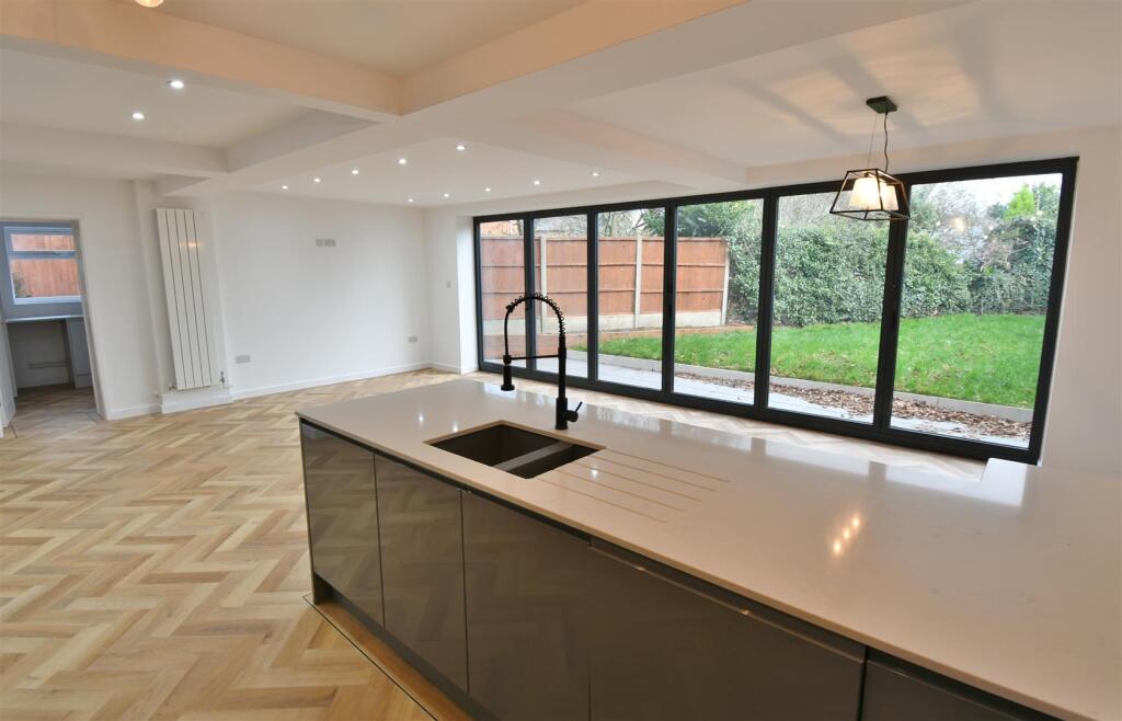 Additional property image - St. Nicholas Road, Radford Semele, Leamington Spa