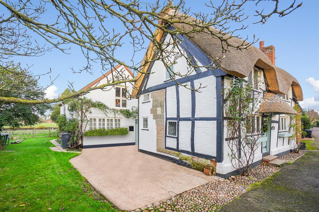 Additional property image - School Lane, Hunningham, Leamington Spa