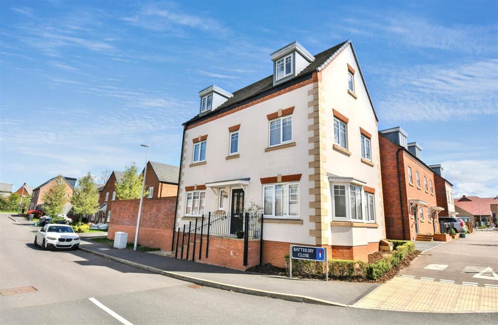 Main image of property: Battersby Close, Warwick