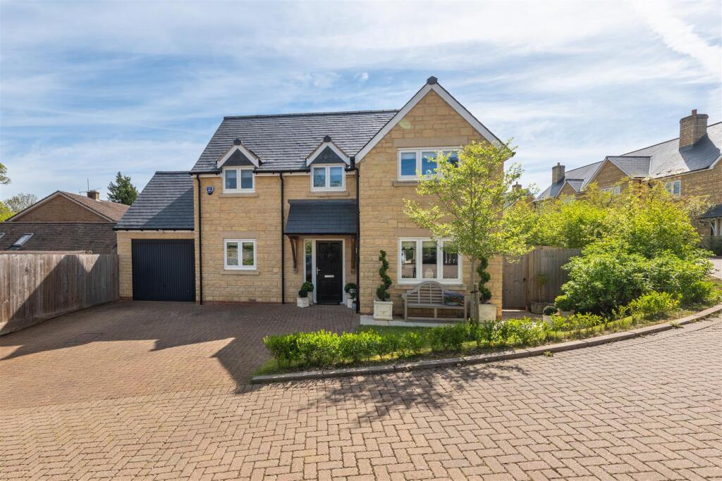 Main image of property: Holly Cottage, Home Farm Close, Lighthorne