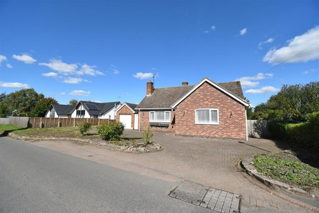 Main image of property: Welsh Road, Offchurch, Leamington Spa