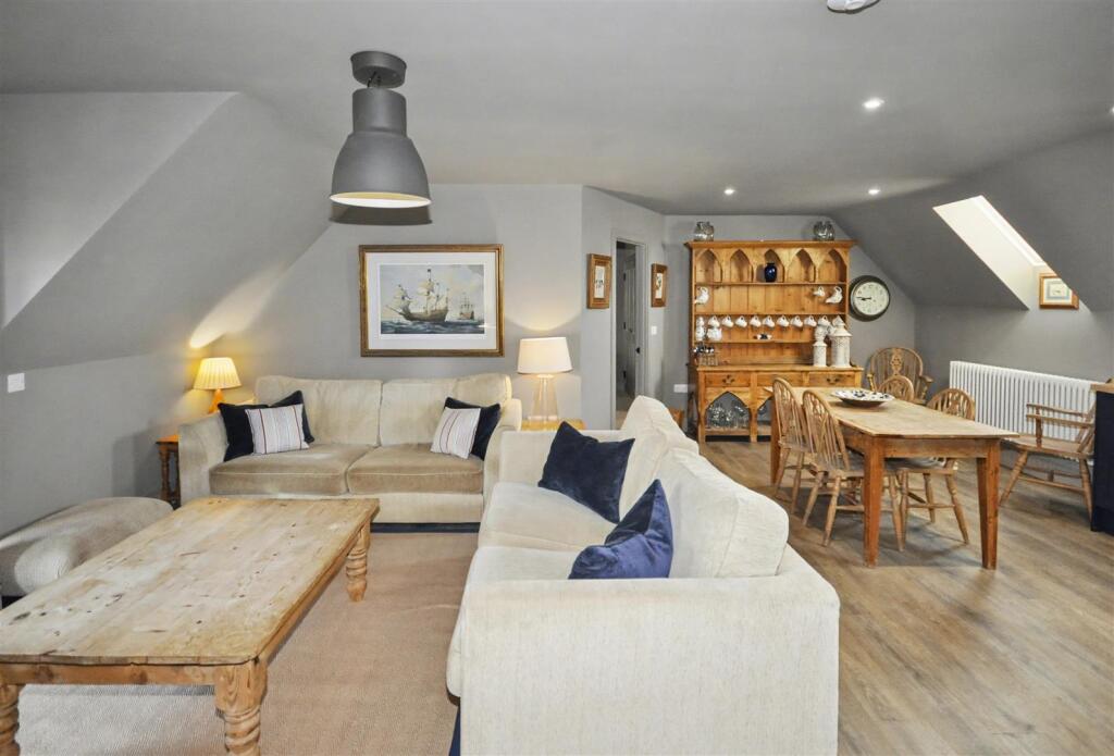 Main image of property: The Bank, Lighthorne