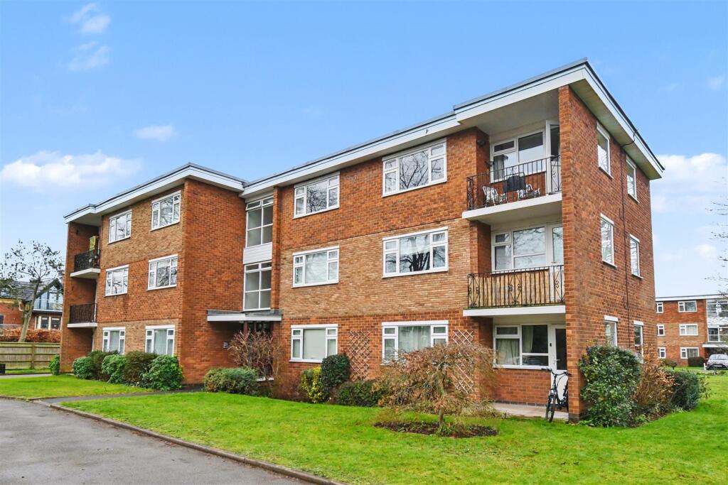 Main image of property: Beverley Road, Leamington Spa