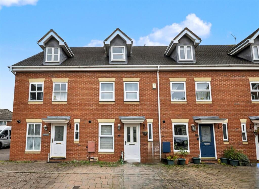 Main image of property: Caliban Mews, Heathcote, Warwick