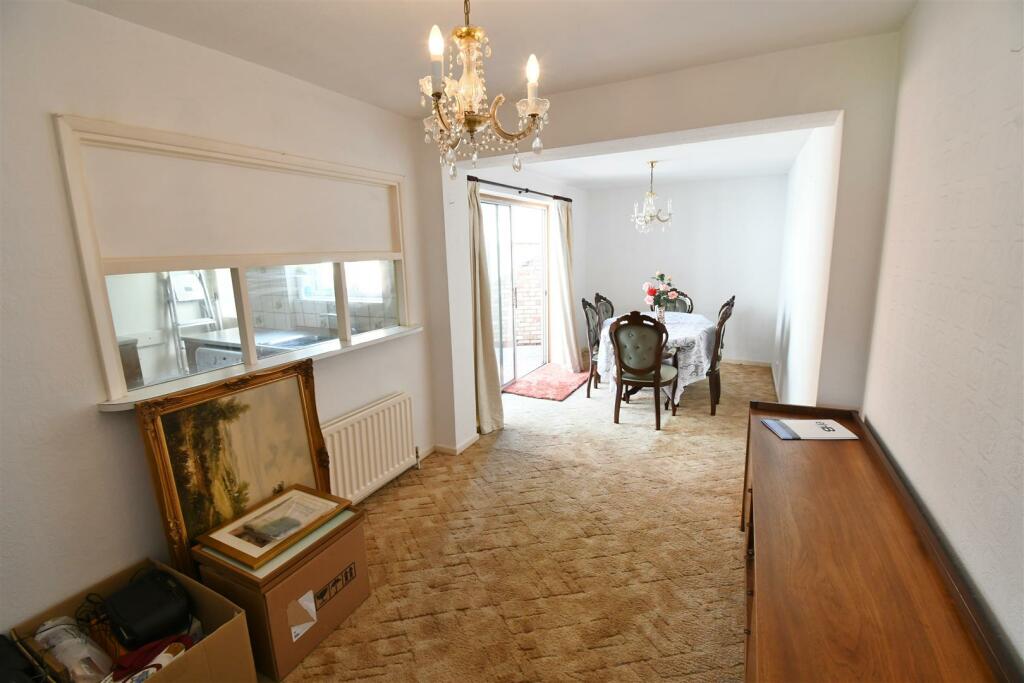 Additional property image - Leighton Close, Leamington Spa