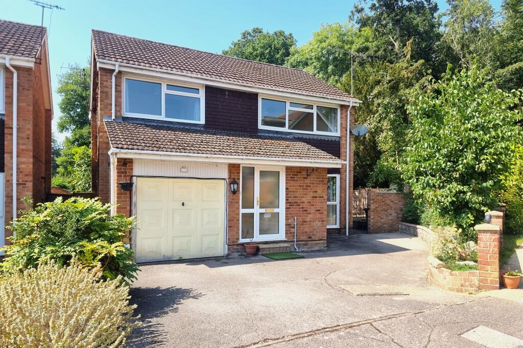 Main image of property: Bishopstoke