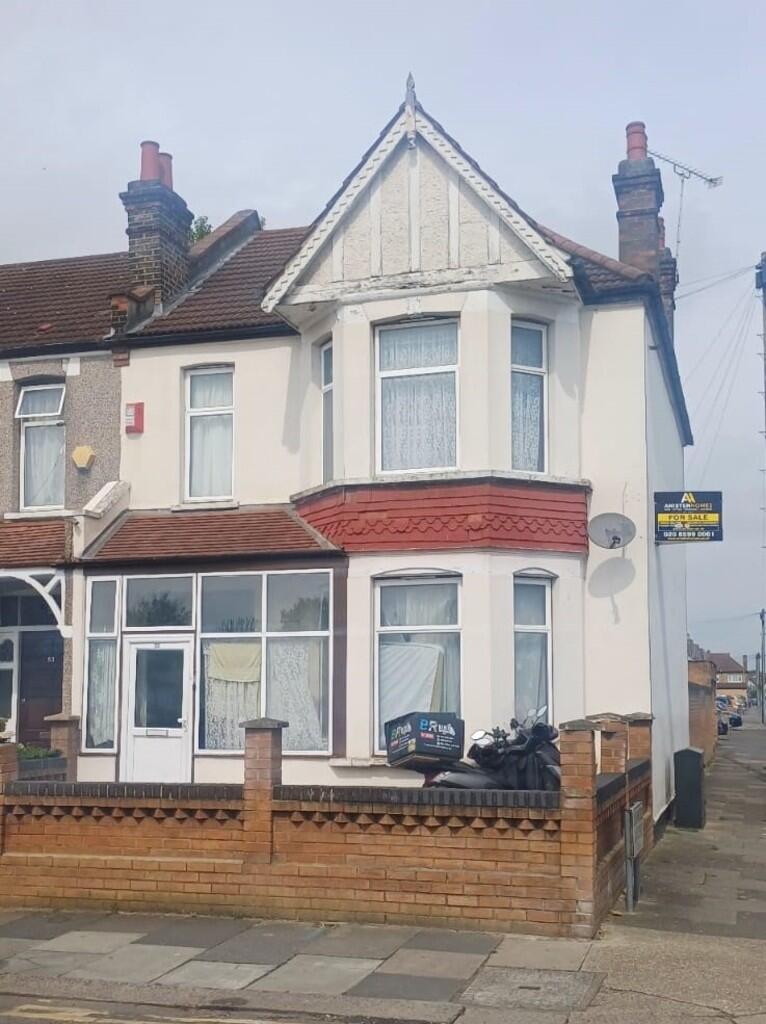 Main image of property: Breamore Road, IG3