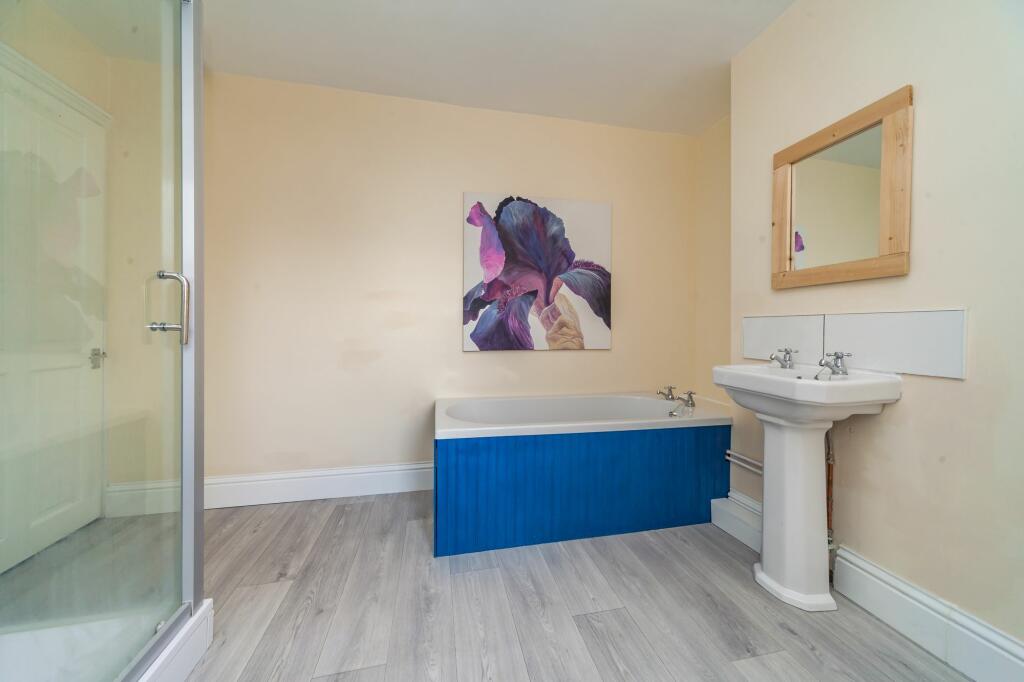 Additional property image - 1 Gladstone Buildings, High Street, BN8