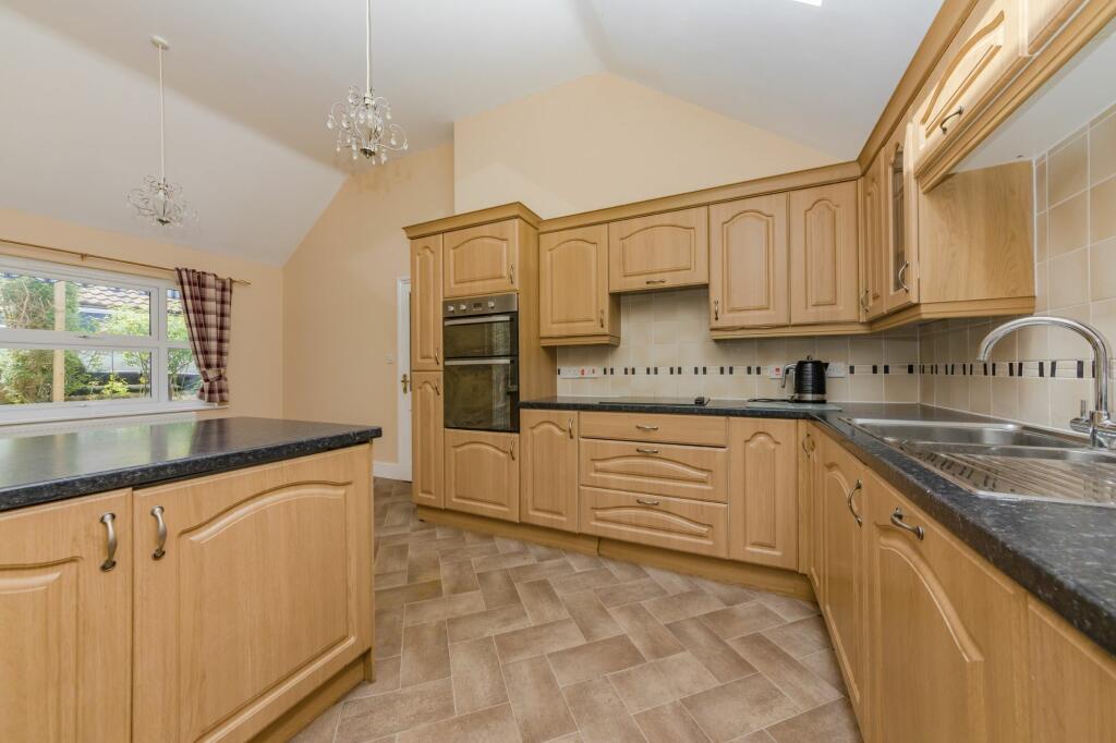Additional property image - Grantham Bank, Barcombe, BN8
