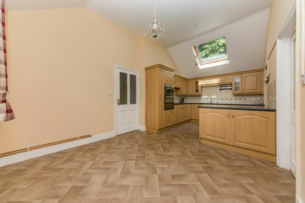 Additional property image - Grantham Bank, Barcombe, BN8