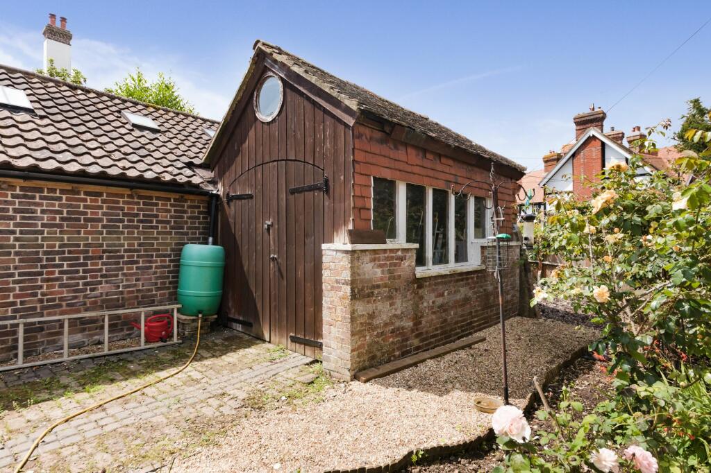 Additional property image - Grantham Bank, Barcombe, BN8