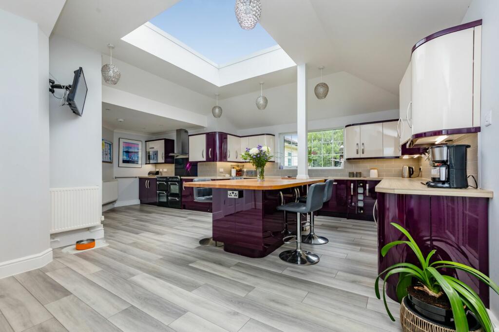 Additional property image - Outlook Avenue, Peacehaven, BN10
