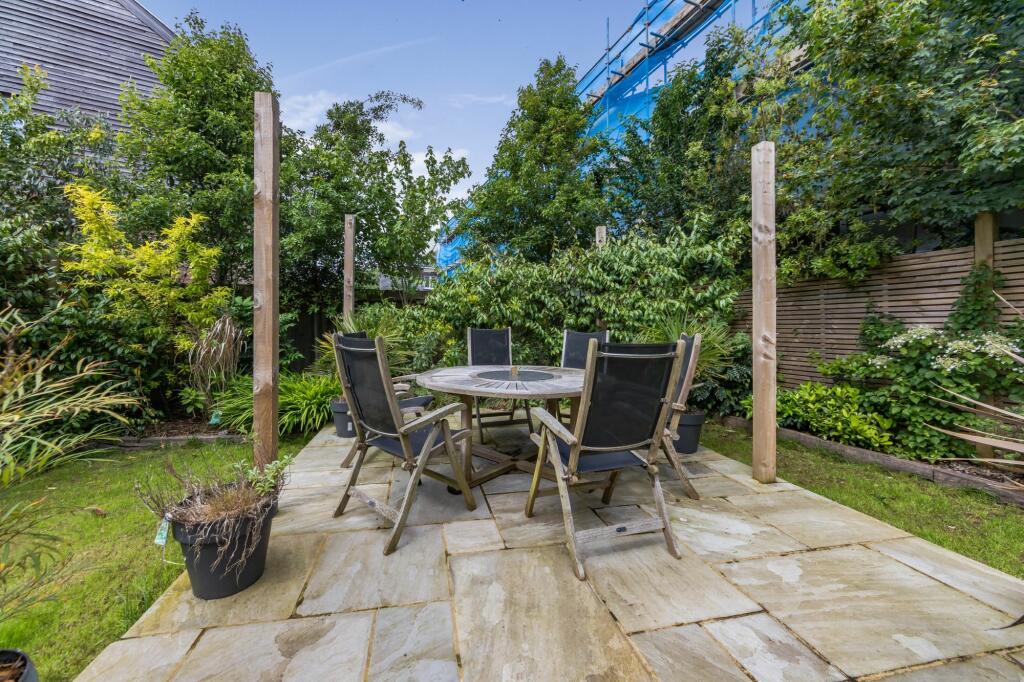 Additional property image - Daveys Lane, Lewes, BN7