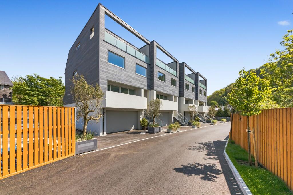 Additional property image - Daveys Lane, Lewes, BN7