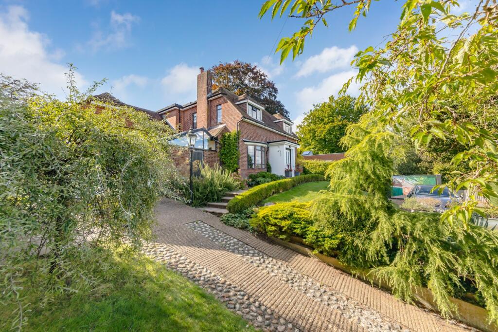 Additional property image - King Henrys Road, Lewes, BN7