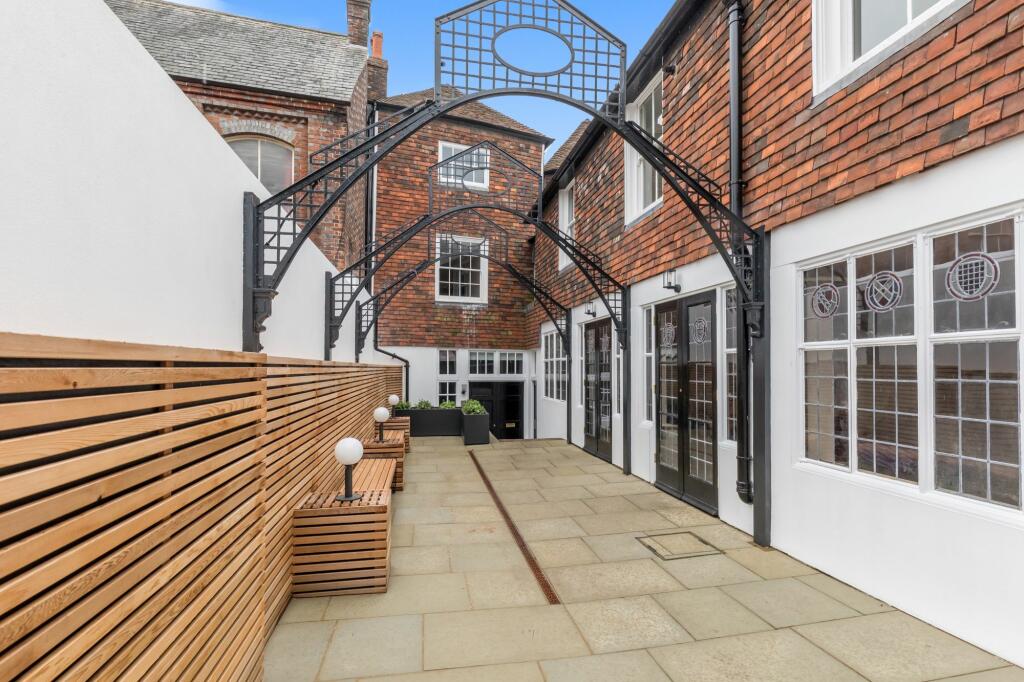 Additional property image - 191 High Street, Lewes, BN7