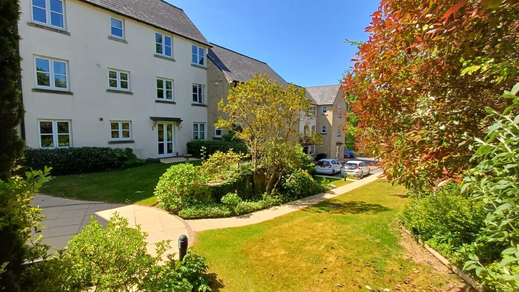 Main image of property: The Green, Chipping Norton, OX7