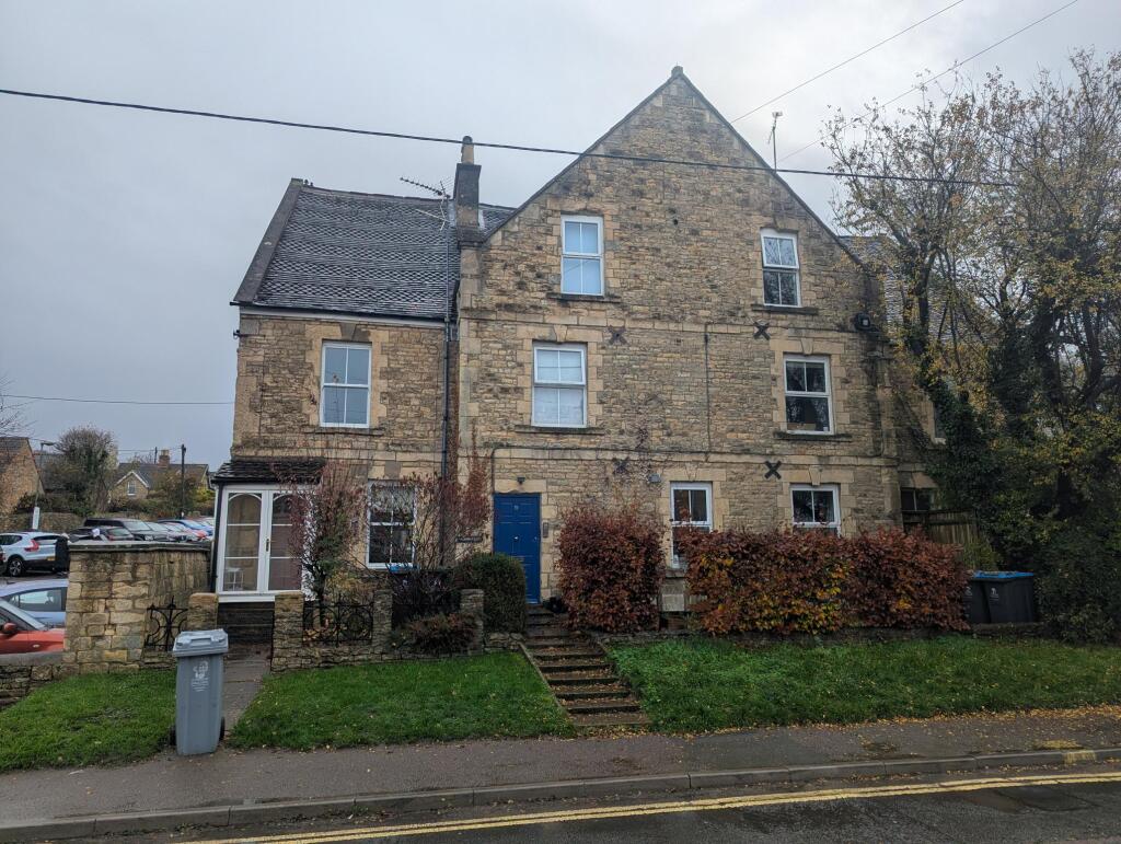 Main image of property: 19 Albion Street, Chipping Norton, OX7