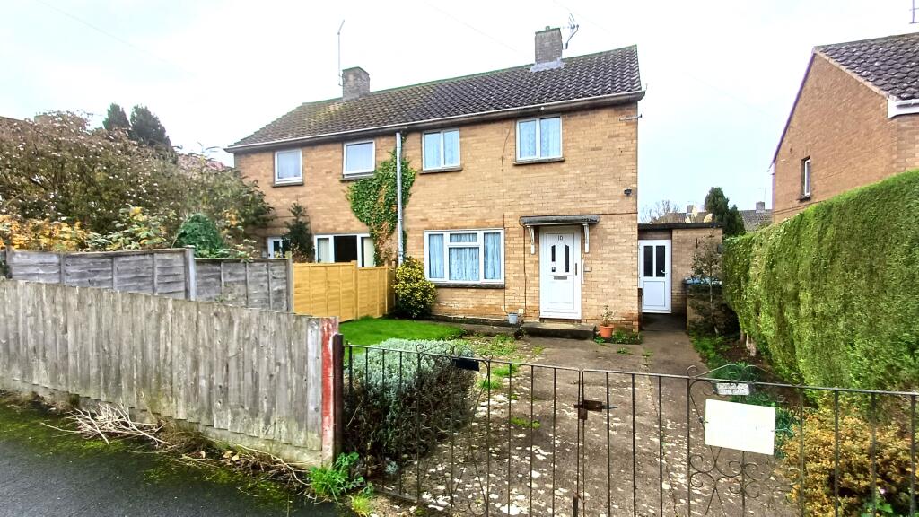 Main image of property: Marshall Close, Chipping Norton, OX7