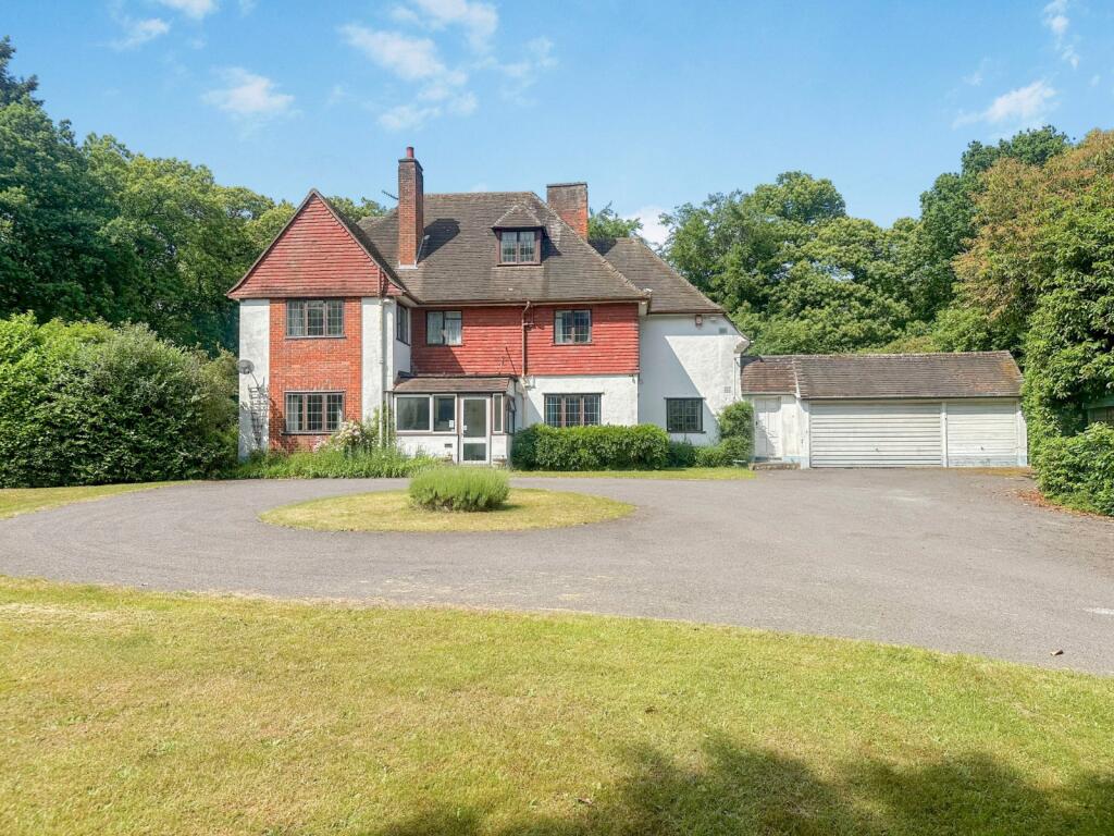 Main image of property: Byfleet Road, Cobham, Surrey, KT11