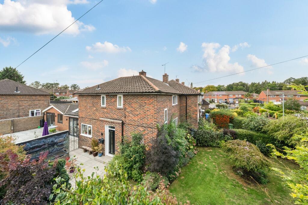Main image of property: Albert Drive, Sheerwater, Woking, Surrey, GU21