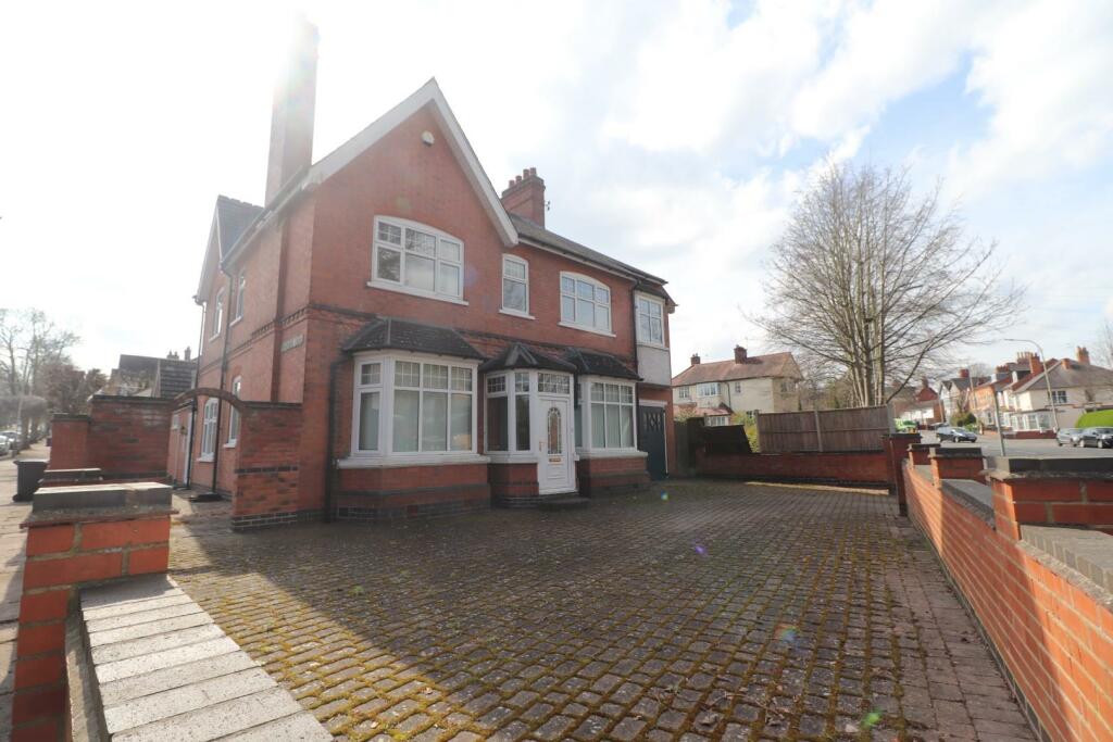5 bedroom house for rent in Stoughton Road, Leicester, LE2