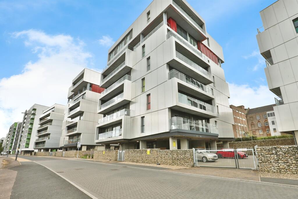 Main image of property: Robinson Bank, Geoffrey Watling Way, NORWICH