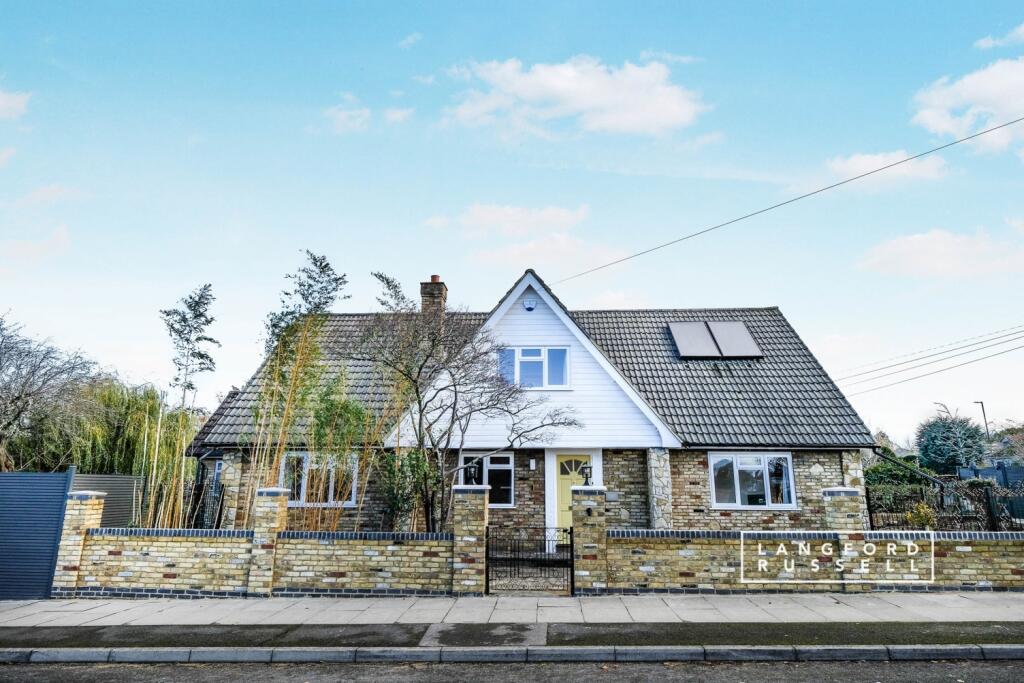 Main image of property: Hayes Way Beckenham BR3