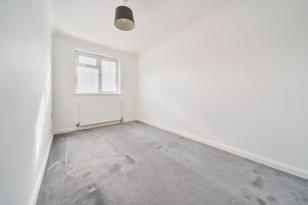 Main image of property: Baring Road Grove Park SE12