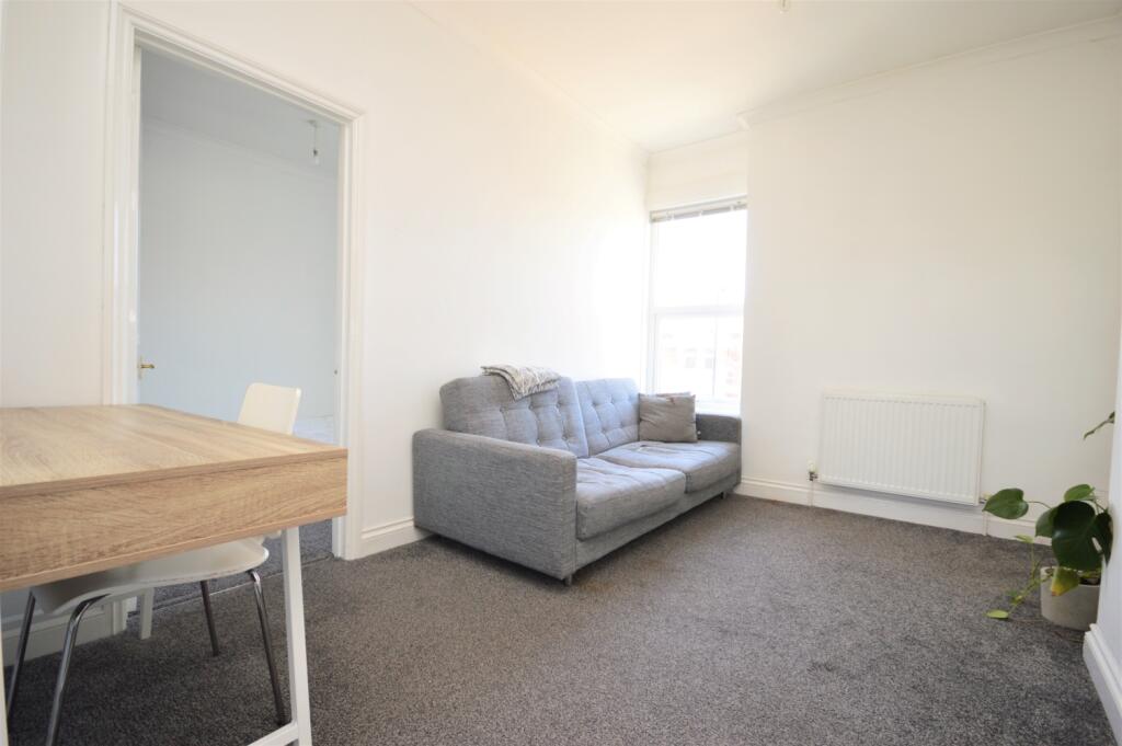 1 bedroom flat for rent in Brockley Road SE4