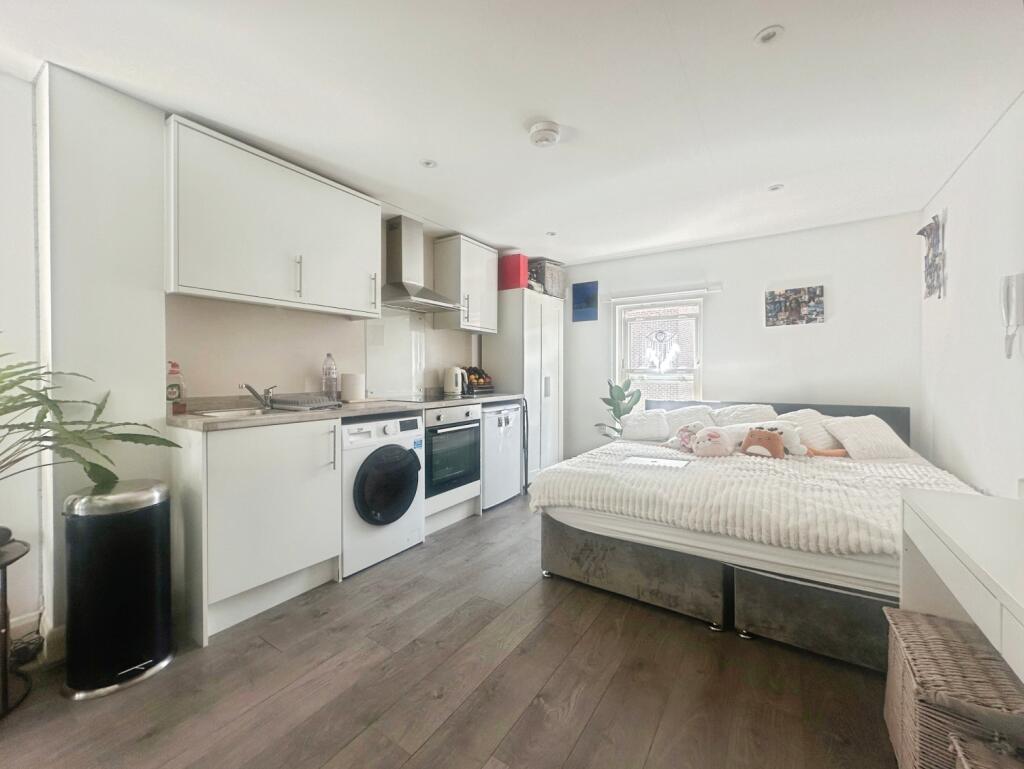 Main image of property: New Cross Road New Cross SE14