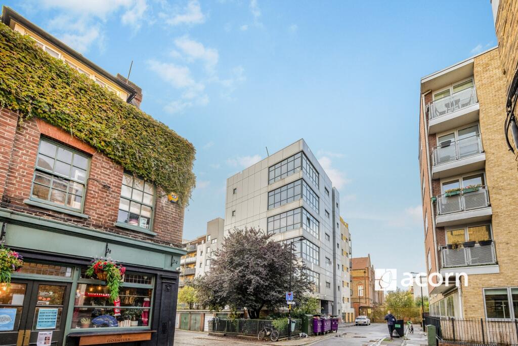 Main image of property: Lant Street Borough SE1