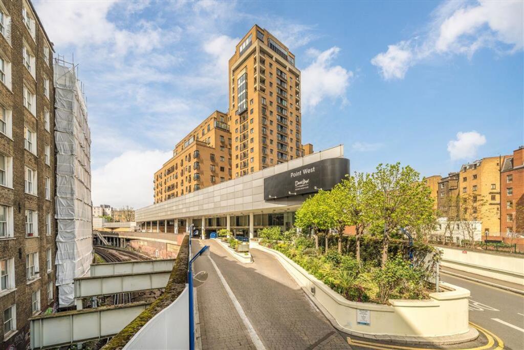 Main image of property: Cromwell Road, South Kensington