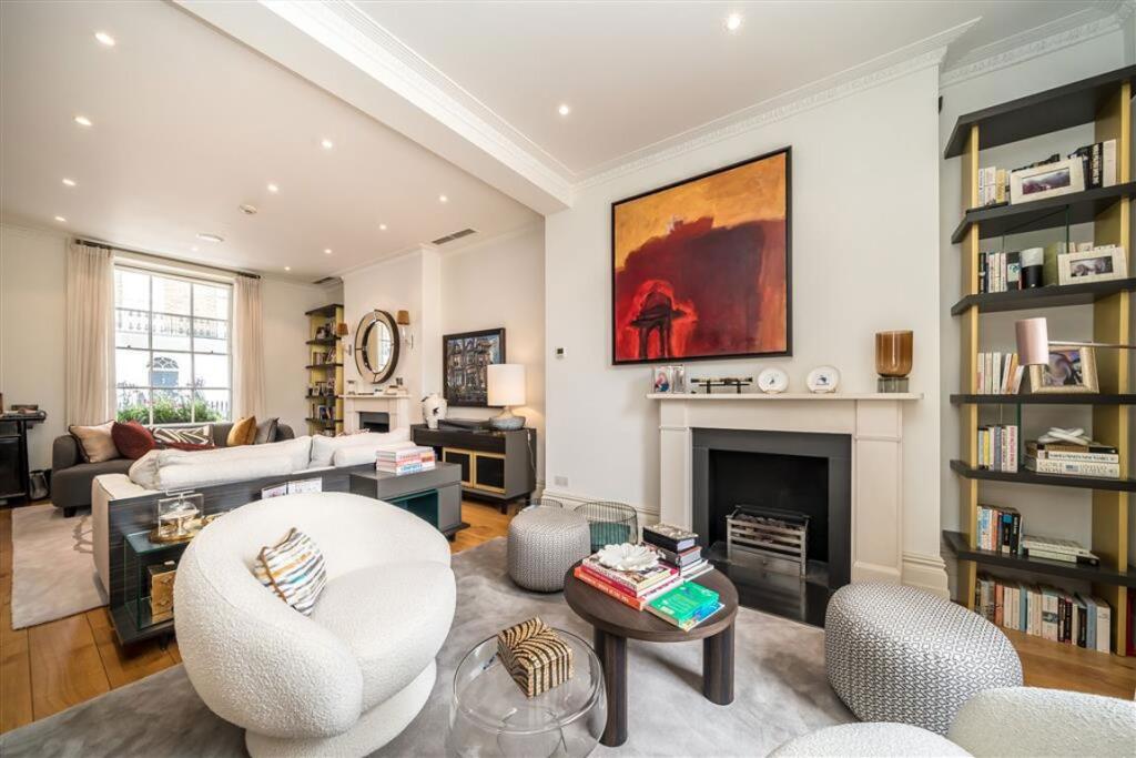 Main image of property: South Terrace, South Kensington