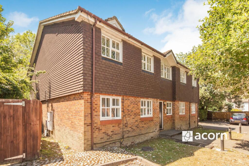 Main image of property: Braemar Avenue South Croydon CR2