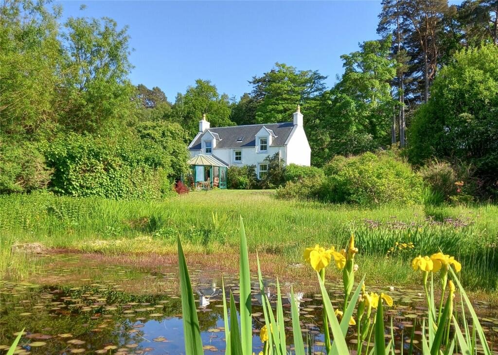 4 bedroom detached house for sale in Square Cottage, Roshven, Glenuig