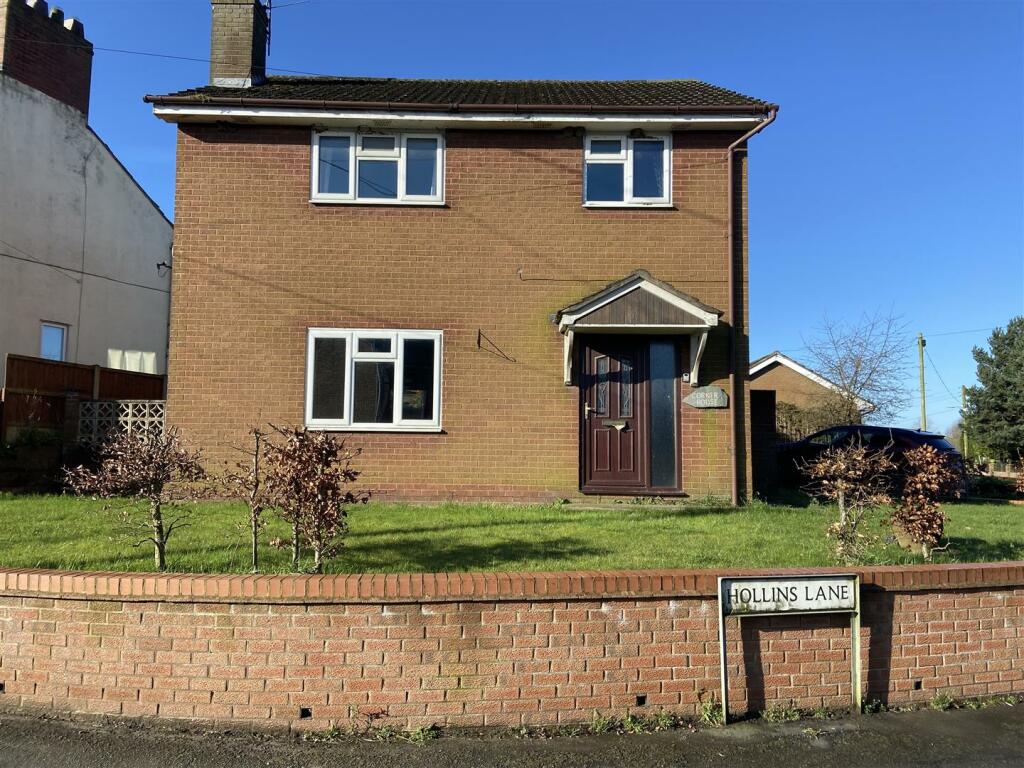 3 bedroom detached house for sale in Hollins Lane, Tilstock,, SY13