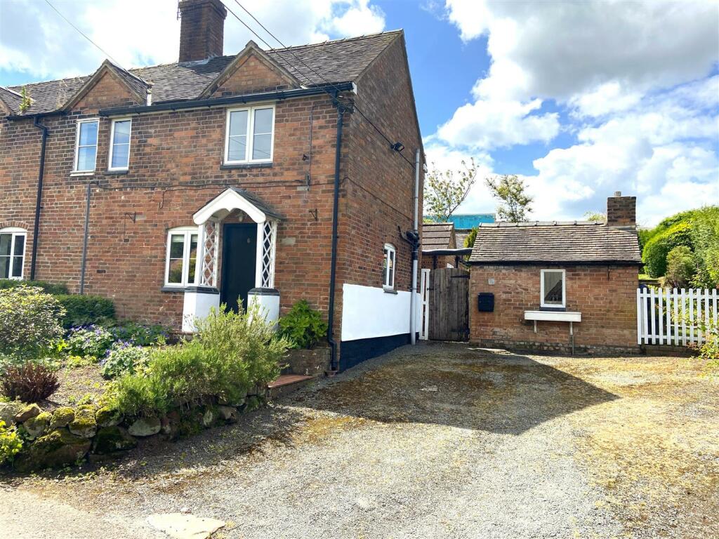 2 bedroom cottage for sale in School Lane, Marchamley, SY4