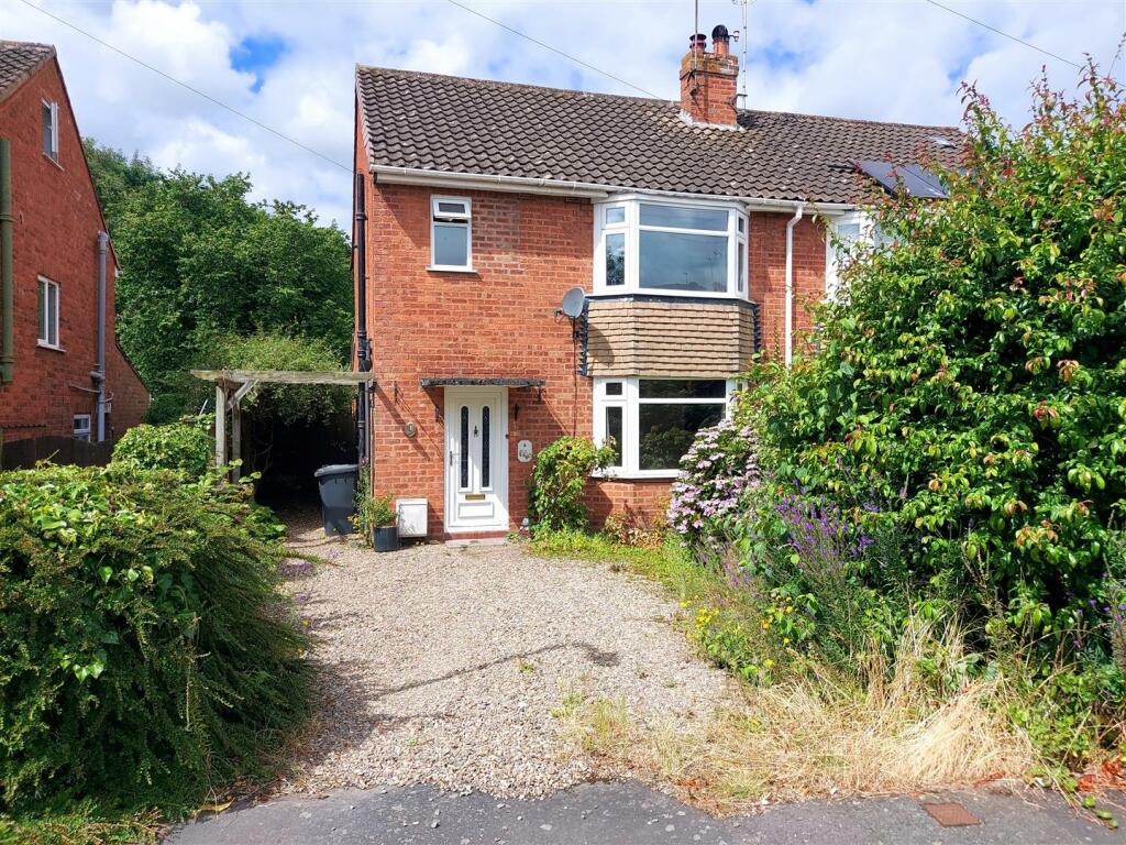 Main image of property: Oakhampton Road, Stourport-On-Severn