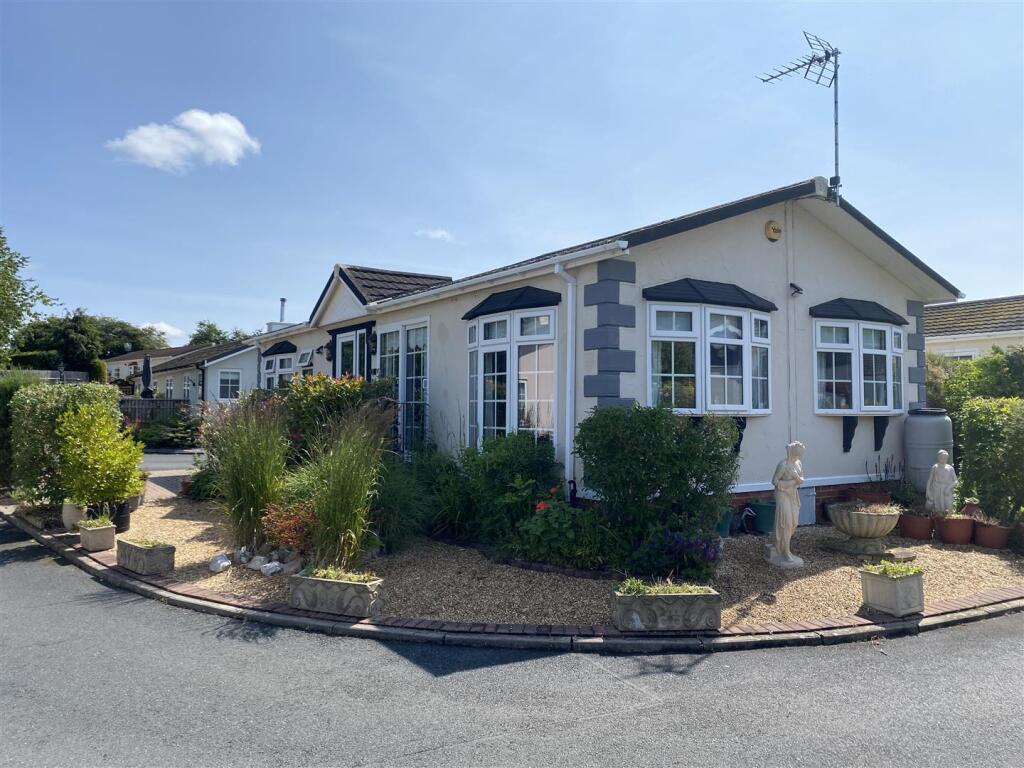 Main image of property: Severn Bank Park, Stourport-On-Severn
