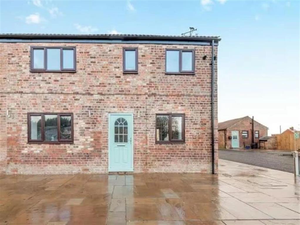 Main image of property: Newland, Epworth, DONCASTER